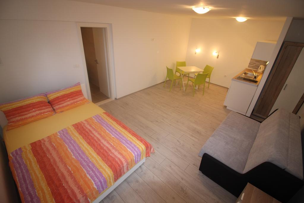 Apartments Marinko 斯塔里格勒 外观 照片