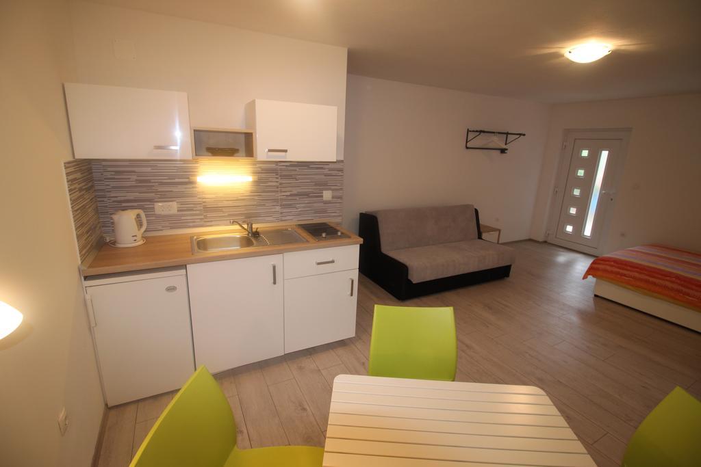 Apartments Marinko 斯塔里格勒 外观 照片