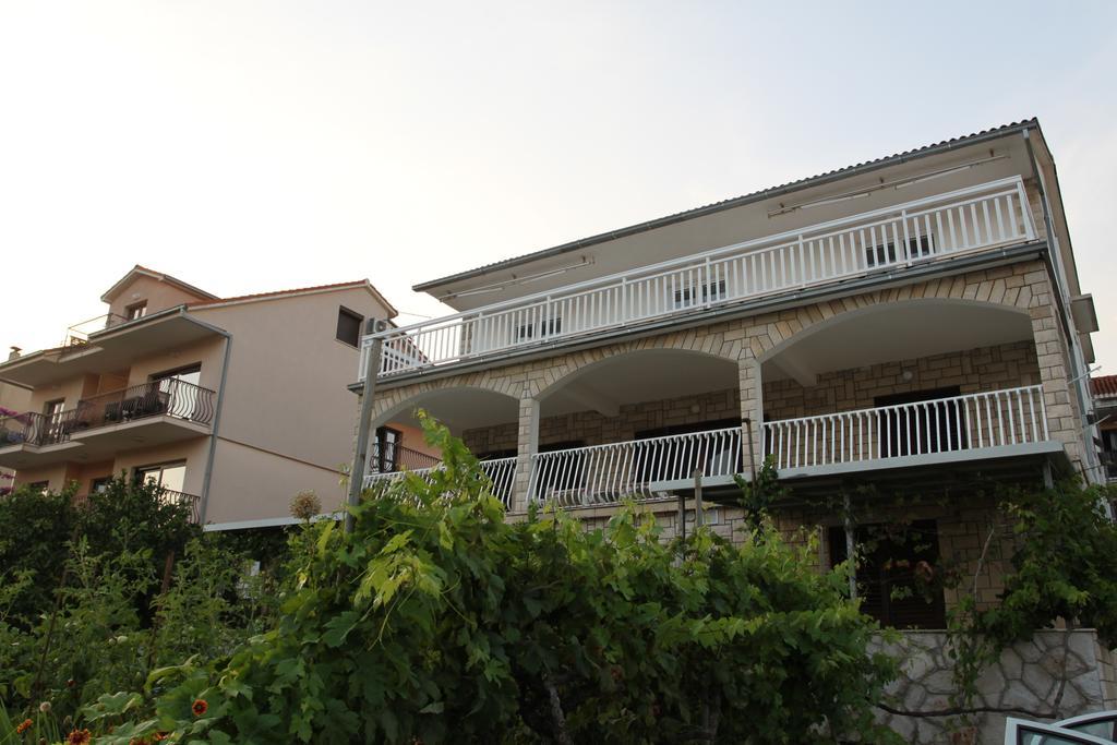Apartments Marinko 斯塔里格勒 外观 照片