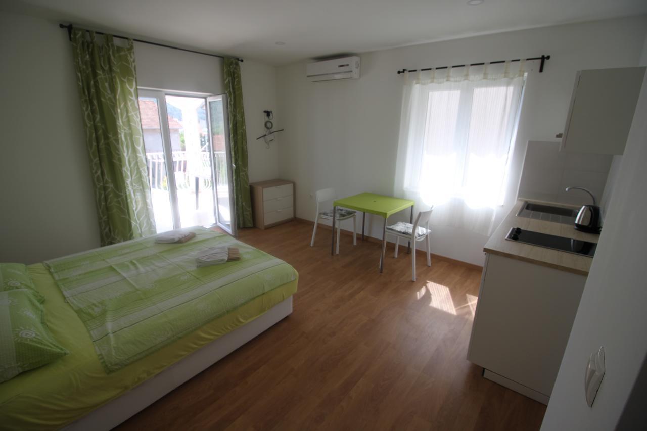 Apartments Marinko 斯塔里格勒 外观 照片